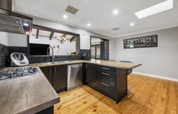 7 Braes Close, Happy Valley, SA 5159