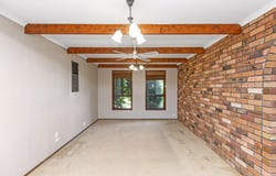 11 Bass Street, Lake Albert, NSW 2650
