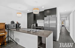 8 Honeycomb Street, Ripley, Qld 4306