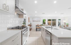 77 Deane Street, Narara, NSW 2250