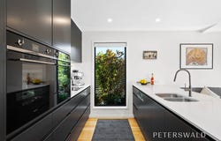 22 William Cooper Drive, New Town, Tas 7008