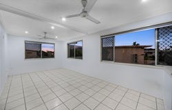 11 Maple Court, Kirwan, Qld 4817