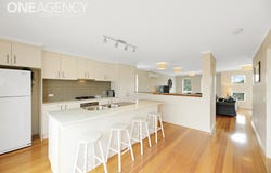 389 Settlement Road, Cowes, Vic 3922