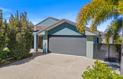 23 River Rose Drive, Norman Gardens, Qld 4701