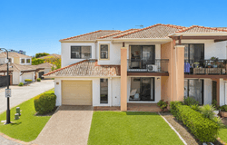 93/302 Christine Avenue, Varsity Lakes, Qld 4227