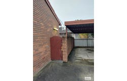 1/405 Griffith Road, Lavington, NSW 2641