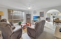 2/9 Erica Place, Tuncurry, NSW 2428