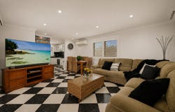 4 Nina Place, Oakhurst, NSW 2761