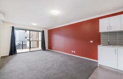 8/2 Trist Street, Franklin, ACT 2913