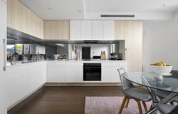 202/41 Walpole Street, Kew, Vic 3101