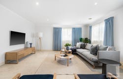 21 Pembrey Road, Cairnlea, Vic 3023