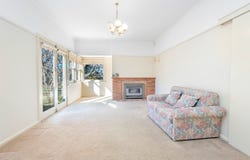 15 Mitchell Street, Wentworth Falls, NSW 2782