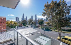 206/30-32 Paradise Island, Surfers Paradise, Qld 4217