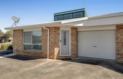 1/5 Danica Court, Kearneys Spring, Qld 4350