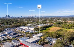 18 Commercial Drive, Ashmore, Qld 4214