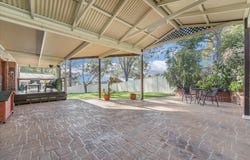 10 Stagg Place, Ambarvale, NSW 2560