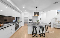 4 Imer Crescent, Berwick, Vic 3806