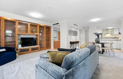 28/1 Henry Lawson Walk, East Perth, WA 6004