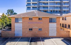 7/4 Sunshine Court, Labrador, Qld 4215