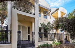 17 The Strand, Mawson Lakes, SA 5095