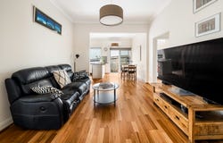 5 Quinns Avenue, Leura, NSW 2780