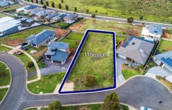 2 Angliss Court, Darley, Vic 3340