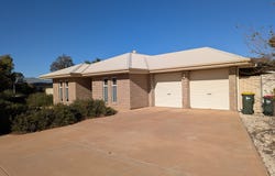 76 Tiliqua Crescent, Roxby Downs, SA 5725