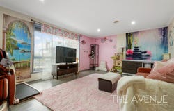 2 Falcon Walk, Kings Park, Vic 3021