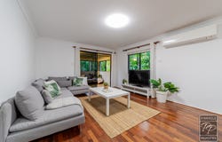 176 Chapel Hill Road, Chapel Hill, Qld 4069