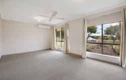 16 Murdoch Place, Holbrook, NSW 2644