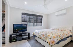 9 Midnight Crescent, Spring Mountain, Qld 4300