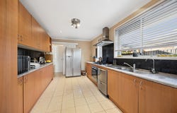 1 Bournemouth ave, Springvale, Vic 3171