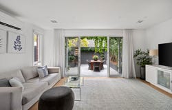 4 Hoffmann Terrace, Williamstown, Vic 3016
