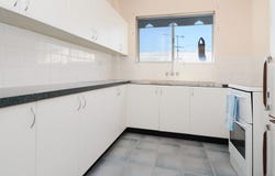 2/23 Denham Street, Clayfield, Qld 4011