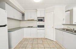 3/10 Homewood Drive, Mooroopna, Vic 3629