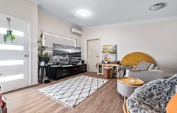 87 & 87a Macquarie Avenue, Campbelltown, NSW 2560