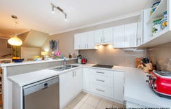 2/14 Moran Street, Beaconsfield, WA 6162
