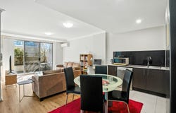 8/8B Myrtle St, Prospect, NSW 2148