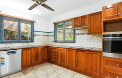 6 Lomatia Close, Redlynch, Qld 4870