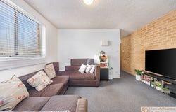 1/85 Derrima Road, Queanbeyan, NSW 2620