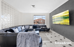 6 Bishop Close, Green Valley, NSW 2168