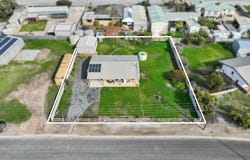 5 Francis Avenue, Point Turton, SA 5575