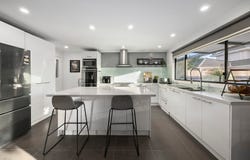 40A Railway Parade, Seaford, Vic 3198