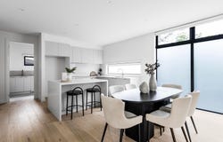 4/15 Edwards Street, Burwood, Vic 3125