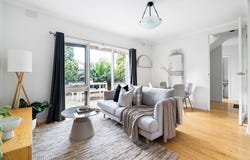 1/6 Bright Street, Brighton East, Vic 3187