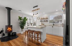 10 Main Road, Stanley, Tas 7331