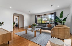 13 Alcott Place, Delahey, Vic 3037