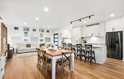 2/43 Balmoral Street, Balgownie, NSW 2519