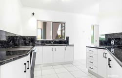4/150 Sylvan Drive, Moore Park Beach, Qld 4670