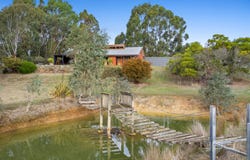 104 Kent Drive, Haddon, Vic 3351